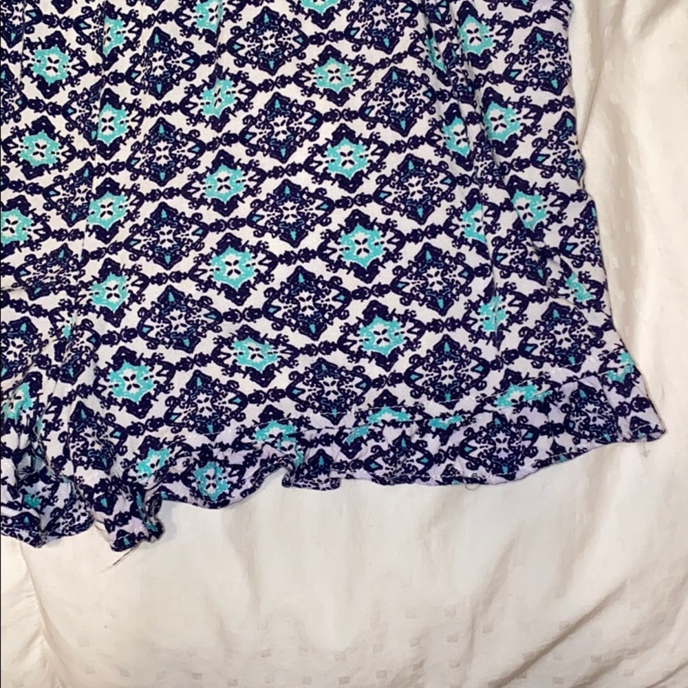 Patterned Romper - Picture 2 of 4